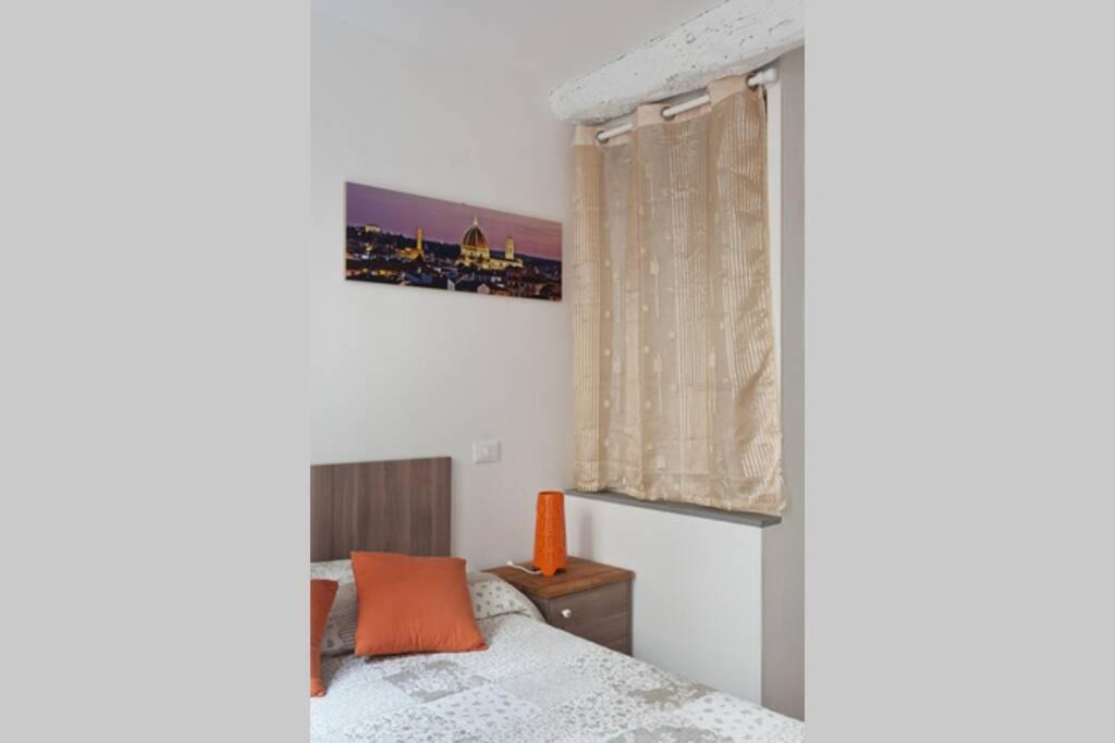 Nice Portion Of Property Near Santa Croce Florenz Exterior foto